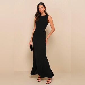 Lulu's Classic Black Maxi Dress